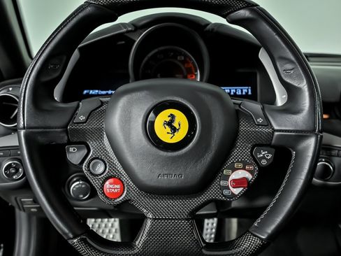 Used 2014 Ferrari F12 Berlinetta RWD image 31