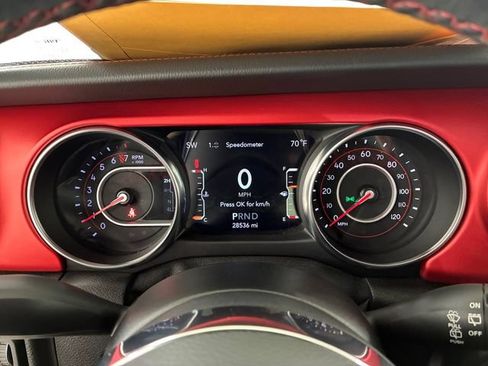 Used 2020 Jeep Wrangler Unlimited Rubicon AWD/4WD image 25