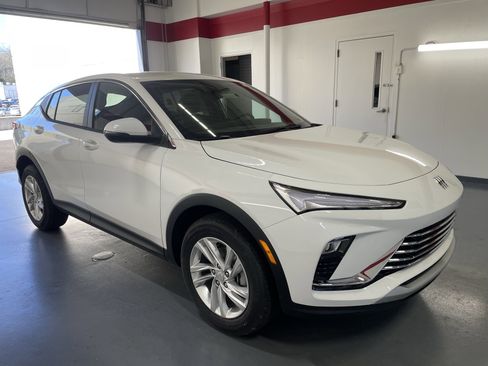 New 2026 Buick Envista Preferred w/ Convenience I Package image 3