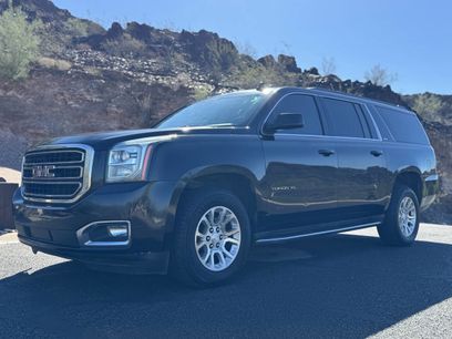 Used 2017 GMC Yukon XL SLT