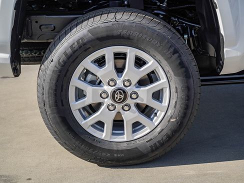 New 2026 Toyota Tacoma SR5 image 7