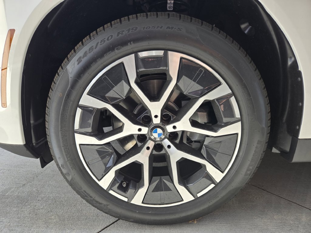 Certified 2026 BMW X3 xDrive30i w/ Convenience Package AWD/4WD image 11