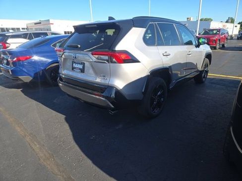 Used 2021 Toyota RAV4 XSE AWD/4WD image 6
