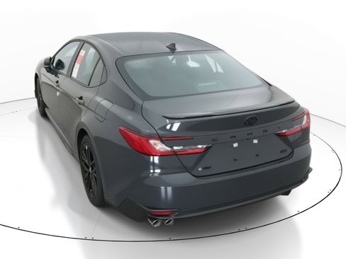 New 2026 Toyota Camry SE image 6