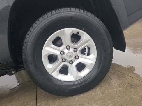 Used 2024 Toyota 4Runner SR5 image 11