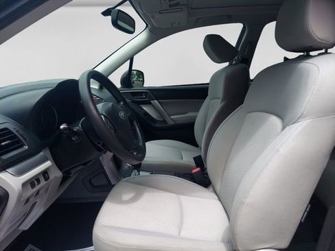 Used 2015 Subaru Forester 2.5i Premium w/ Popular Package #2 AWD/4WD image 10