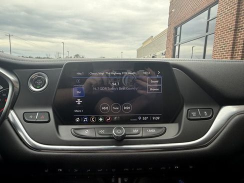 Used 2022 Chevrolet Blazer LT image 23