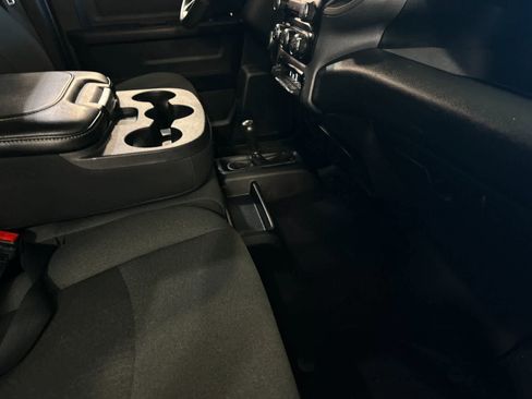 Used 2020 RAM 2500 Tradesman AWD/4WD image 17