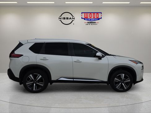 Used 2023 Nissan Rogue SL w/ SL Premium Package AWD/4WD image 2