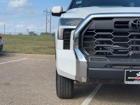 Used 2025 Toyota Tundra SR5 image 4
