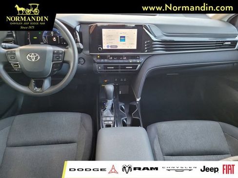 Used 2025 Toyota Camry LE FWD image 6