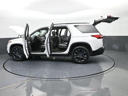 Used 2019 Chevrolet Traverse RS image 77