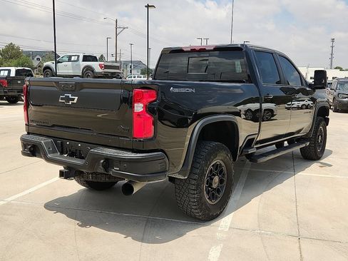 Used 2024 Chevrolet Silverado 2500 ZR2 w/ ZR2 Bison Edition AWD/4WD image 3