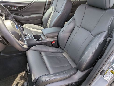 Certified 2025 Subaru Outback Limited AWD/4WD image 28