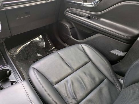 Used 2023 Lincoln Corsair Reserve w/ Equipment Group 201A image 16