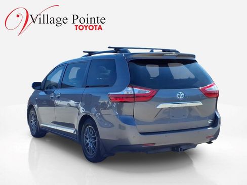 Certified 2017 Toyota Sienna Limited Premium AWD/4WD image 2