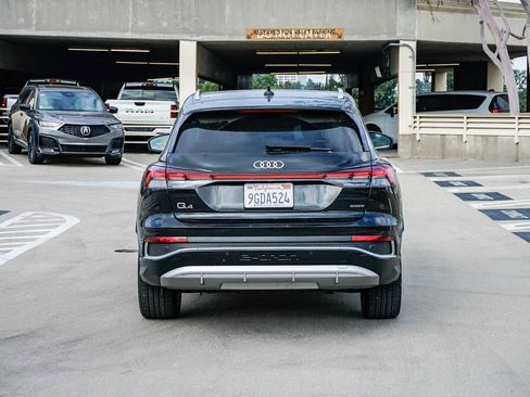 Used 2023 Audi Q4 e-tron Premium Plus w/ Premium Plus image 3