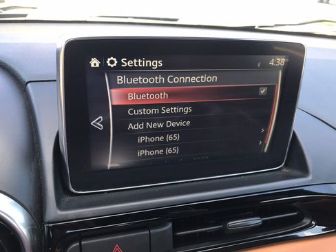 Used 2017 FIAT 124 Spider Lusso RWD image 32