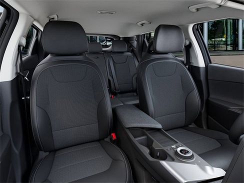 New 2025 Kia EV6 Light w/ Light LR Technology Package image 15