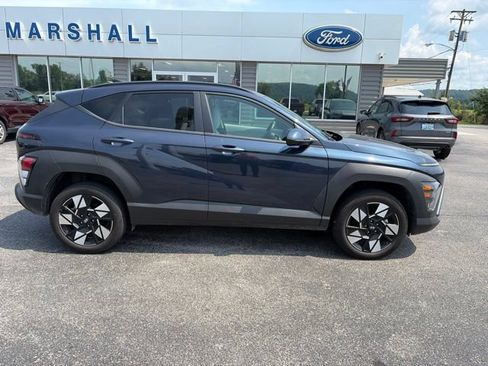 Used 2025 Hyundai Kona SEL AWD/4WD image 2
