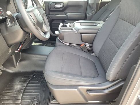Used 2020 Chevrolet Silverado 1500 Custom w/ Custom Value Package RWD image 22