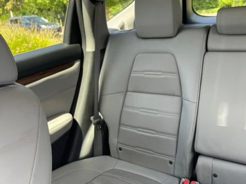 Used 2017 Honda CR-V Touring image 10
