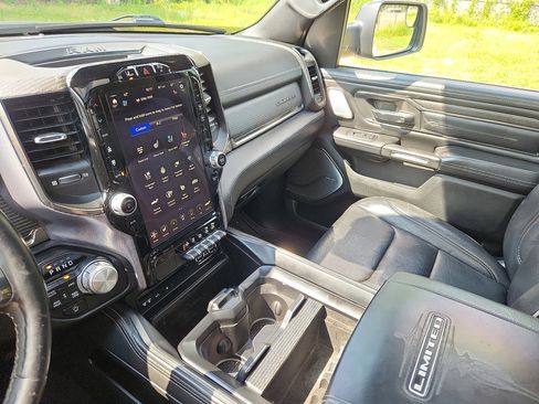 Used 2019 RAM 1500 Limited image 29