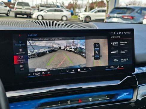 Used 2024 BMW i5 M60 w/ Premium Package image 21