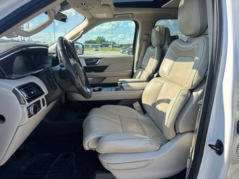 Used 2019 Lincoln Navigator L Reserve AWD/4WD image 15