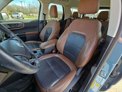 Used 2022 Ford Bronco Sport Badlands w/ Premium Package image 11