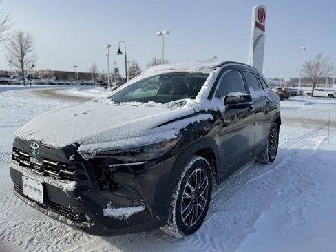 New 2026 Toyota Corolla Cross XLE image 32