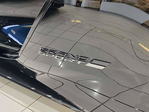 New 2027 Chevrolet Corvette Grand Sport w/ Z52 Sport Performance Package RWD image 7