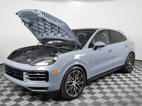 New 2026 Porsche Cayenne S image 32