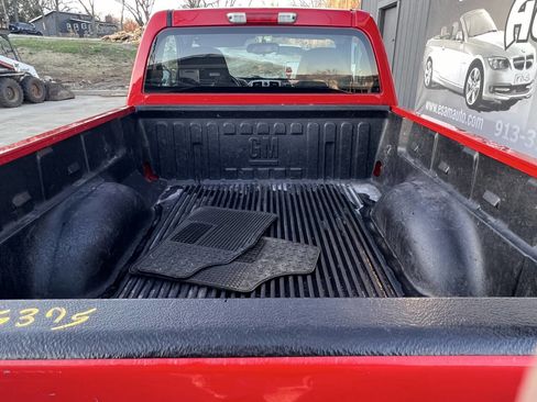 Used 2010 Chevrolet Colorado W/T image 15