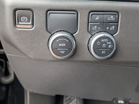 Used 2022 GMC Sierra 1500 SLT w/ SLT Premium Plus Package image 36