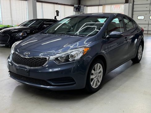 Used 2014 Kia Forte LX w/ Popular Package FWD image 5