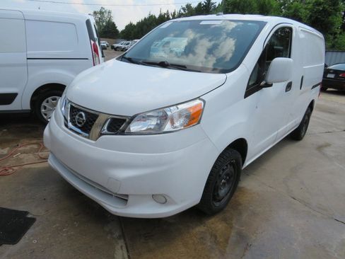 Used 2019 Nissan NV200 SV w/ Navigation Package FWD image 1
