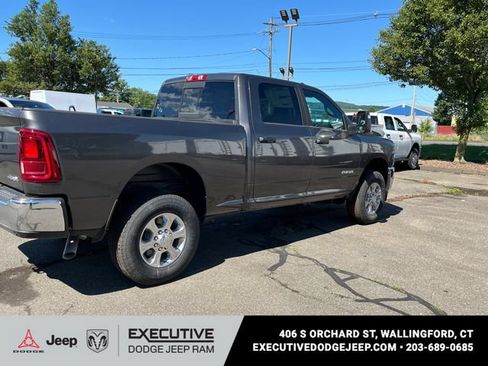 New 2026 RAM 2500 Big Horn AWD/4WD image 5