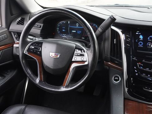 Used 2020 Cadillac Escalade ESV Luxury AWD/4WD image 28