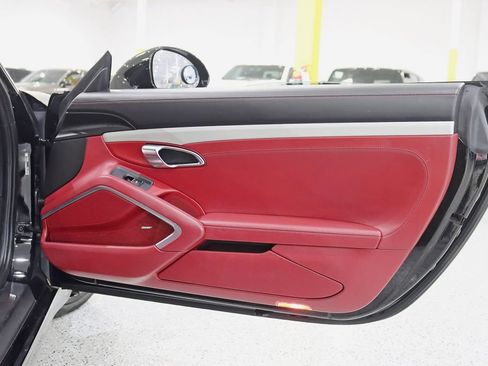 Used 2017 Porsche 911 Carrera S RWD image 34