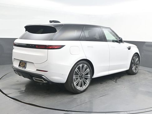 New 2026 Land Rover Range Rover Sport Dynamic SE image 7