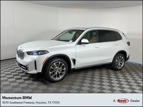 Used 2026 BMW X5 sDrive40i w/ Premium Package image 1