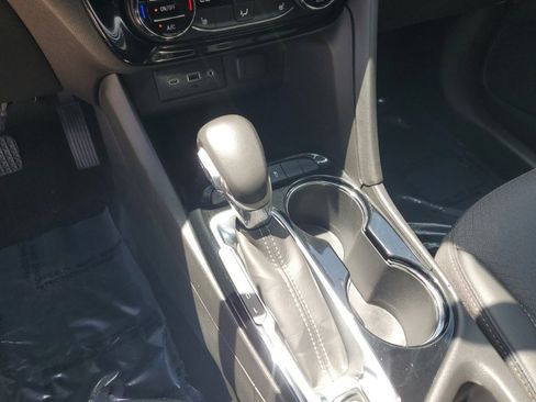 Used 2022 Buick Encore GX Select w/ Sport Touring Package image 21