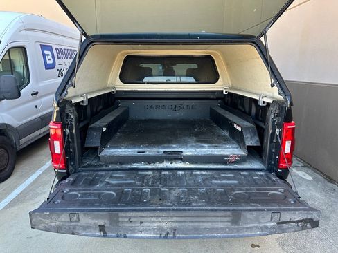 Used 2022 Ford F150 XLT image 28