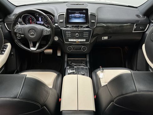 Used 2017 Mercedes-Benz GLE 43 AMG 4MATIC image 4