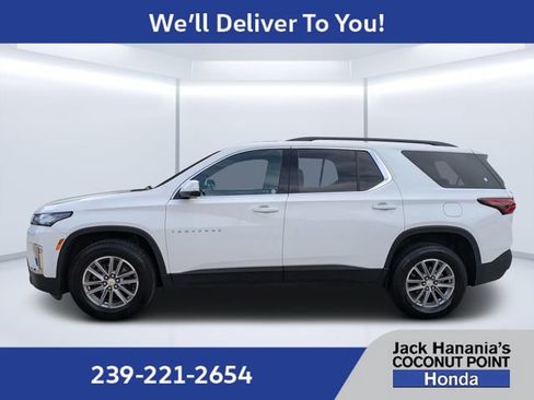 Used 2023 Chevrolet Traverse LT FWD image 6