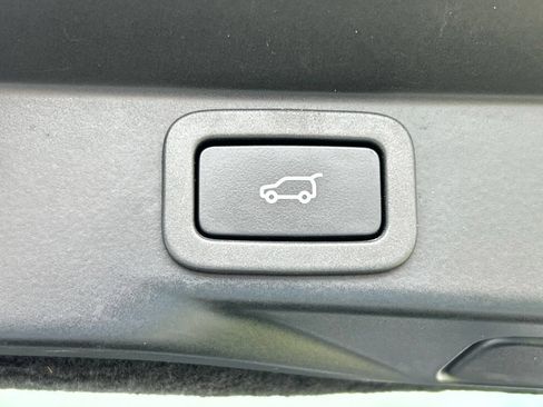 Used 2016 Land Rover Range Rover Sport SE AWD/4WD image 53