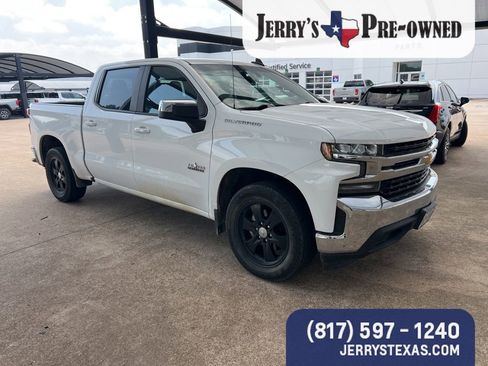 Used 2019 Chevrolet Silverado 1500 LT w/ Texas Edition RWD image 2