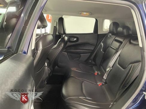 Used 2018 Jeep Compass Limited AWD/4WD image 21