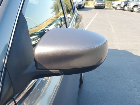 Used 2017 Nissan Sentra S w/ S Style Package image 5